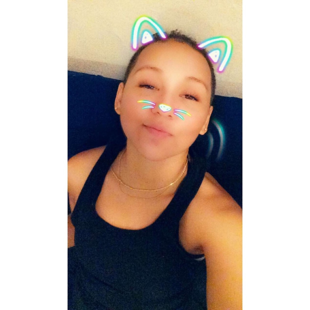 Meet your Posher, Courtney